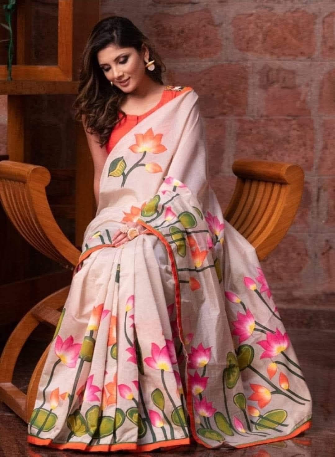 Beige Digital Printed Linen Saree featuring Vibrant Pink and Orange Lotus Motifs
