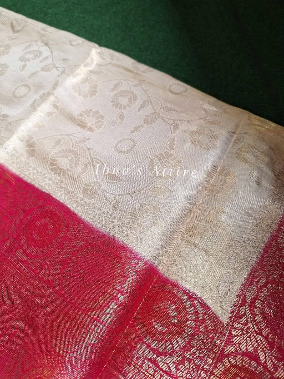 Premium Soft Kanjivaram Silk Saree with a Rich Pallu - Jacquard design- with blouse piece.