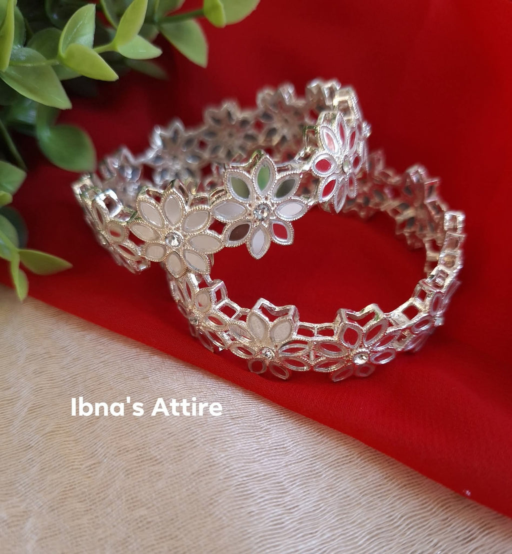 Mirror cut silver white bangles pair 