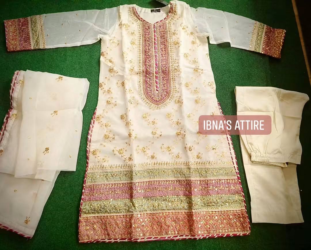 Asim Jofa Designer Embroidered Pakistani Organza 3-Piece Suit Set (size- 42)
