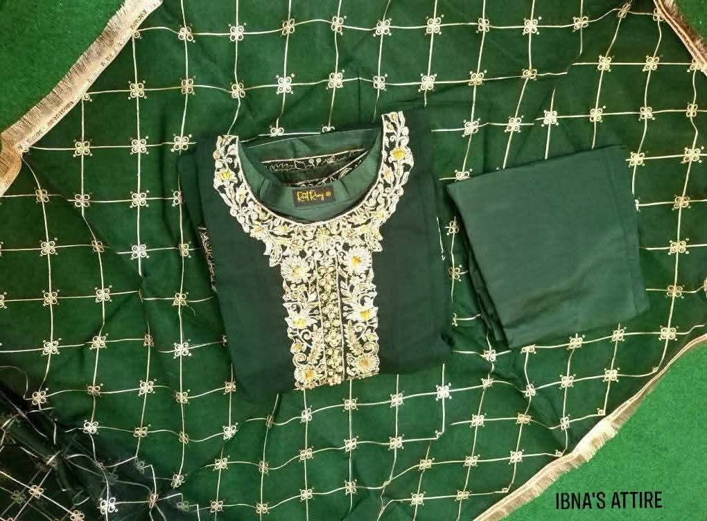 Party gown - bottle green