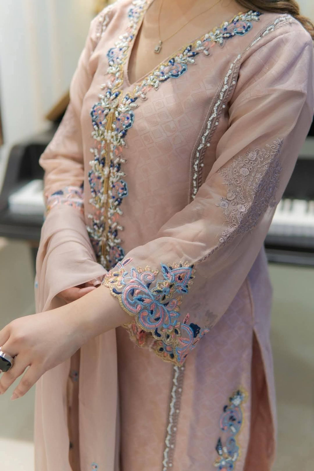 Luxury Pret Pakistani Chiffon Hand-Embellished 3-Piece Suit | Dusty Pink Banarsi Katan Designer Festive Wear (Size-42)