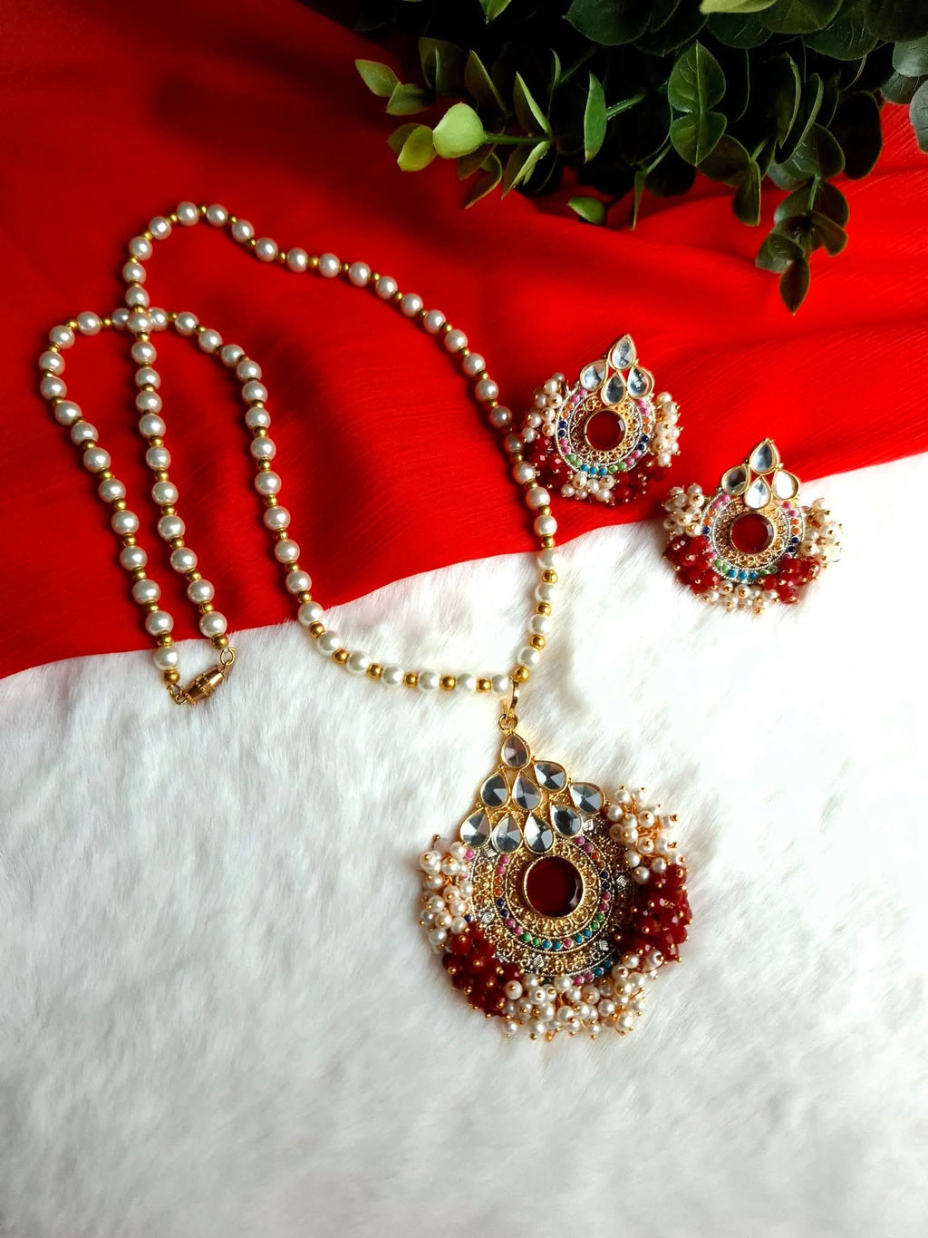 Necklace set