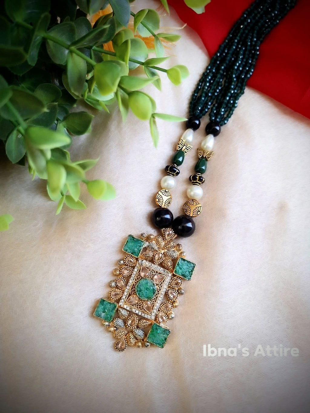 Exquisite Crushed Stone Egyptian Necklace Set with Matching Earring