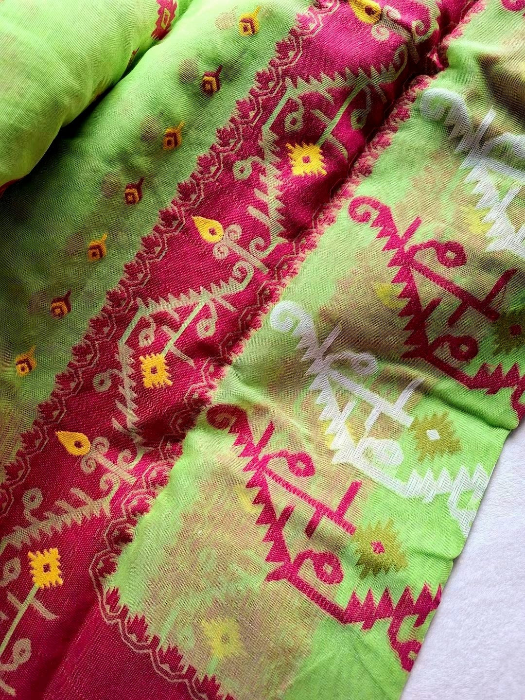 Exclusive Reshom Cotton Dhakai Jamdani Saree in Lime Green and Magenta with Blouse Piece