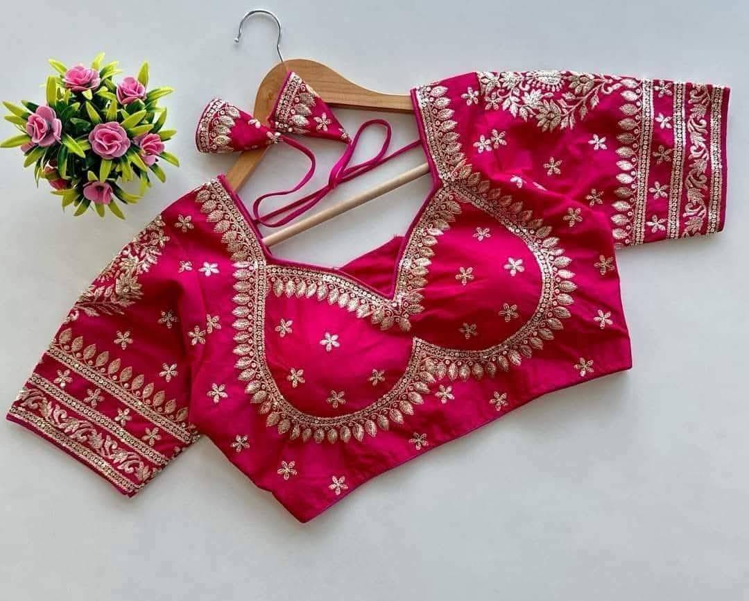 Readymade blouse- 03 (Free size- 38,40)